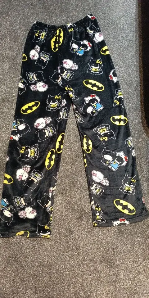 Hello Kitty flannel pajamas, black thermal loungewear, casual walking pants for couples, perfect for party outfits! photo review