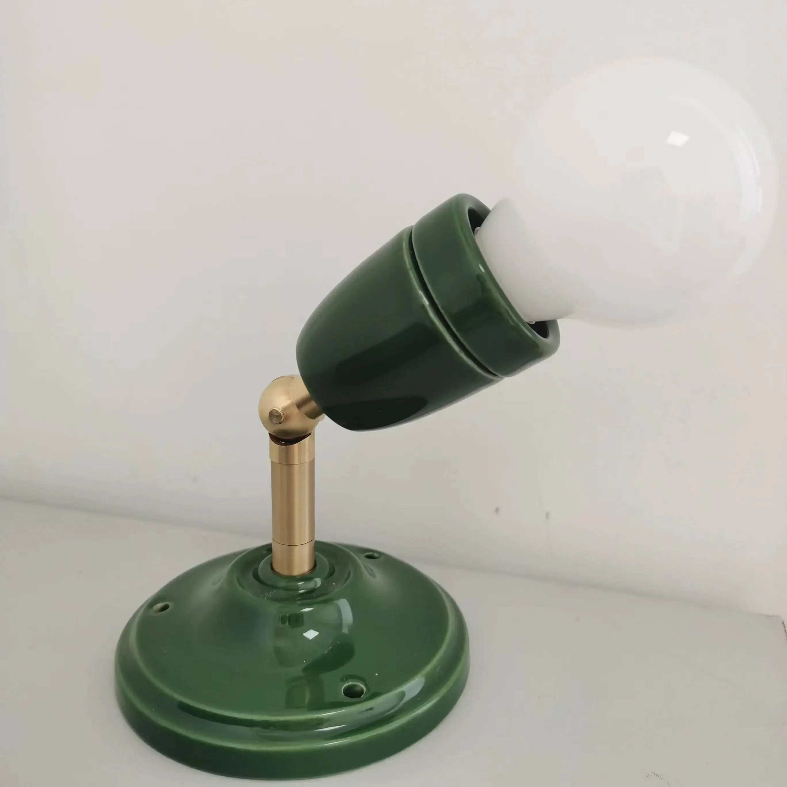 Luminaires muraux LED en céramique blanche et noire, Angle réglable, bras en cuivre, douille E27 pour chambre à coucher, couloir, salon