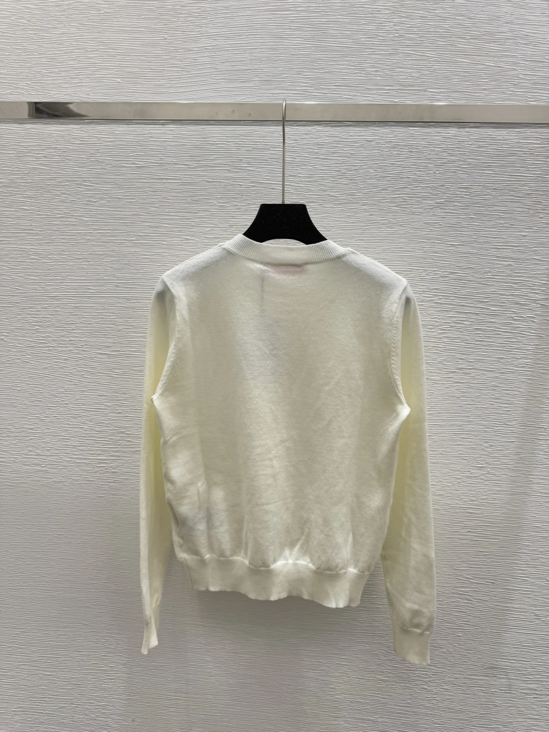 

2025 Women's Embroidered Sweater Floral Knit Top Soft Wool Blend Long Sleeve Chic Fall Winter Boho Vintage Style