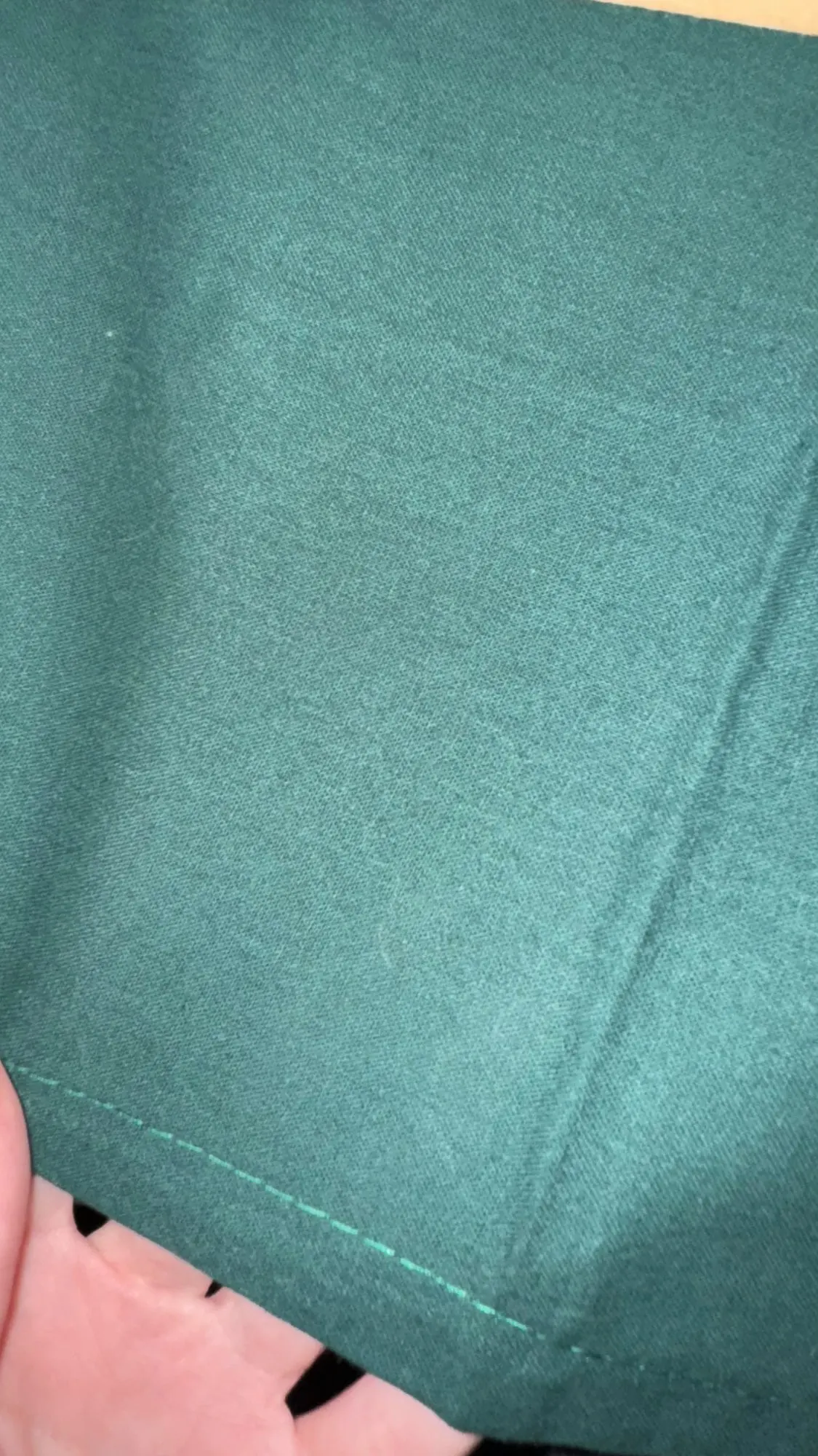 Christmas Solid Color Skin Friendly Breathable Lightweight Washable Reusable Tablecloth for Holiday Parties Banquets Restaurants photo review