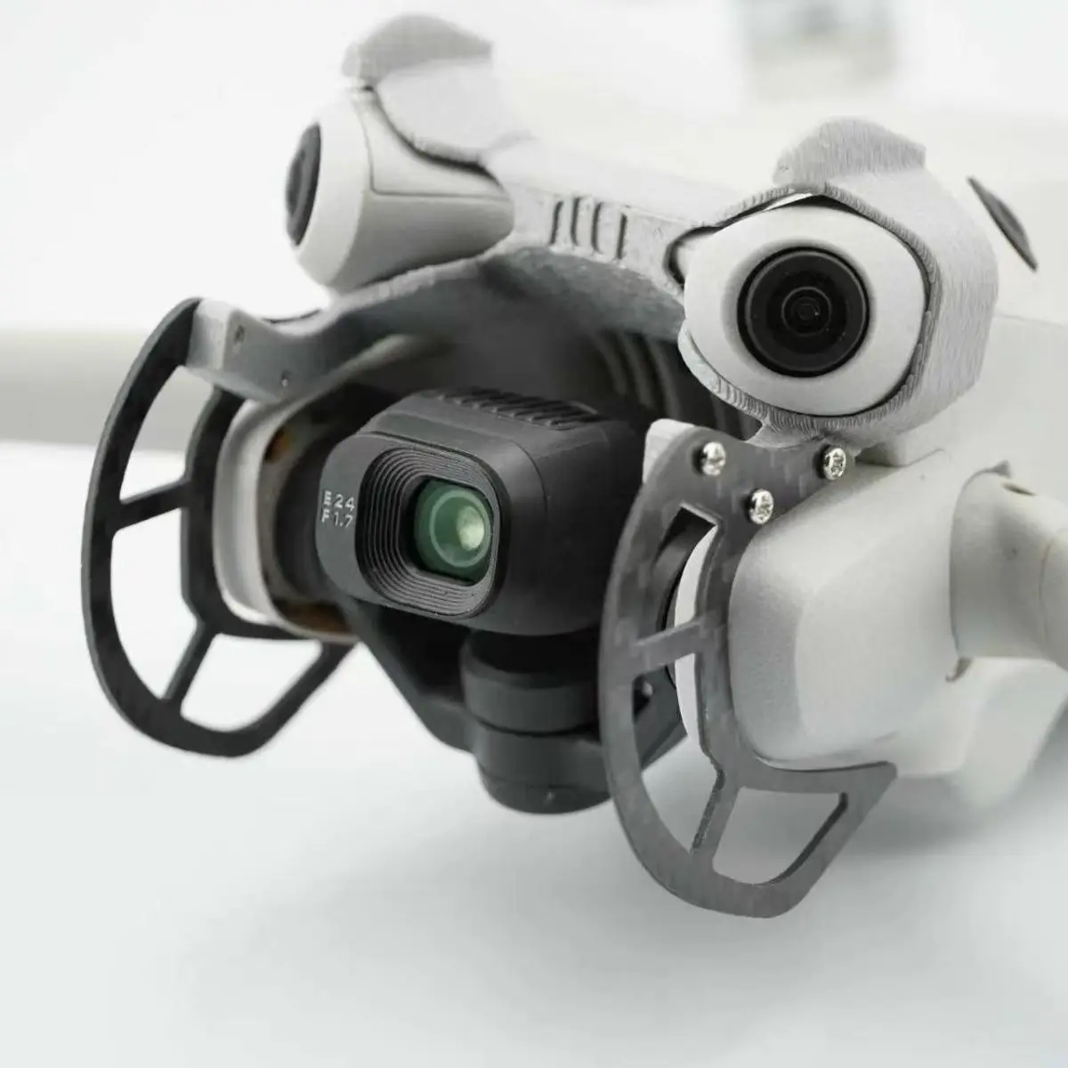 Image of Gimbal-Stoßfänger für DJI Mini 4 Pro, Aufprallschutz, Stabile & Langlebige Optionen aus Kohlefaser und Kunststoff