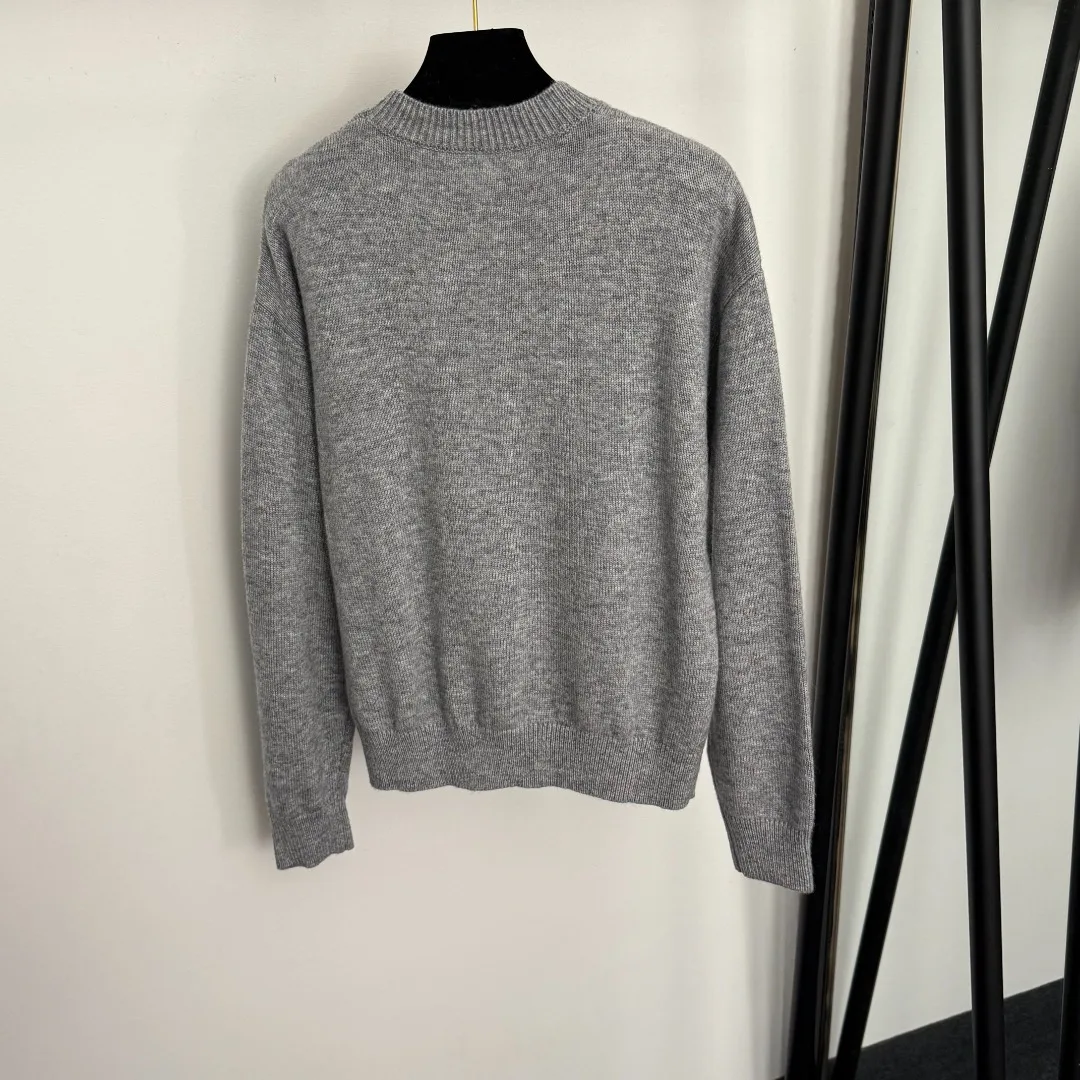 

2025 All- season and American Style Screw and Half Zipper Knitted Vest with Small Stand-up Collar