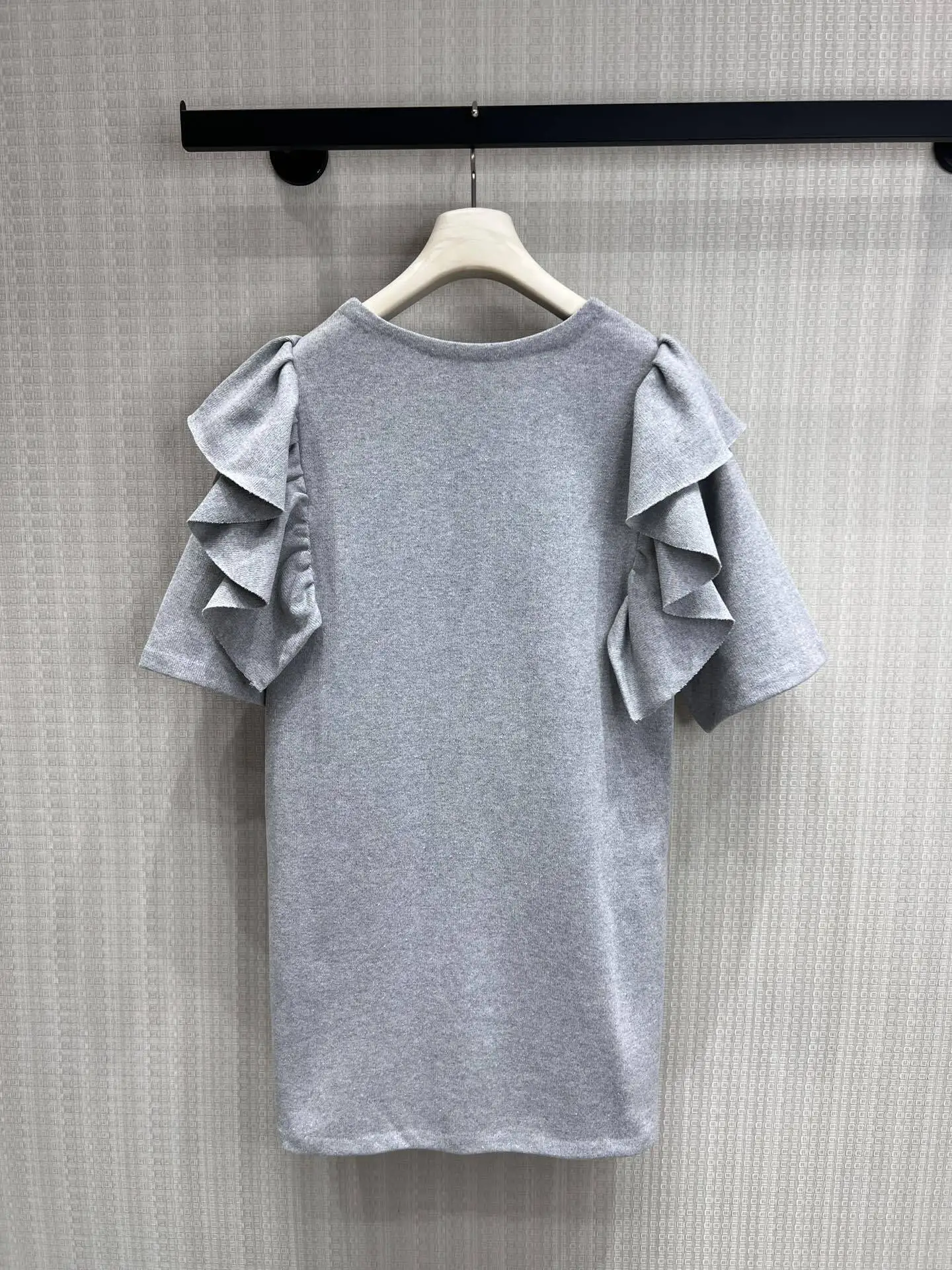 

2026 Summer Women's Double Ruffle Sleeve Knit Top Crew Neck Loose Fit Midi Blouse ZX8840
