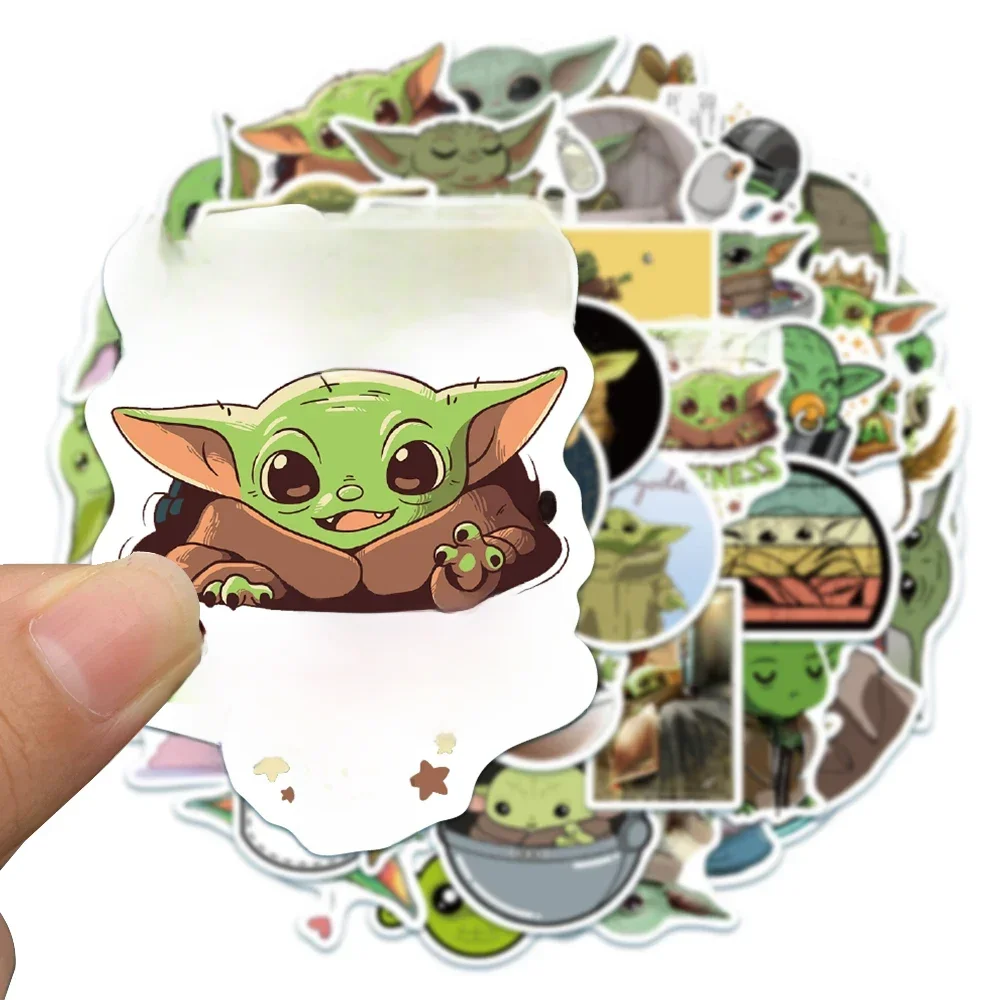 Autocollants Disney Yoda pour bébé, étiquette de dessin animé, jouet pour enfants, ordinateur portable, guitare, moto, voiture, téléphone, cadeaux, 50 pièces