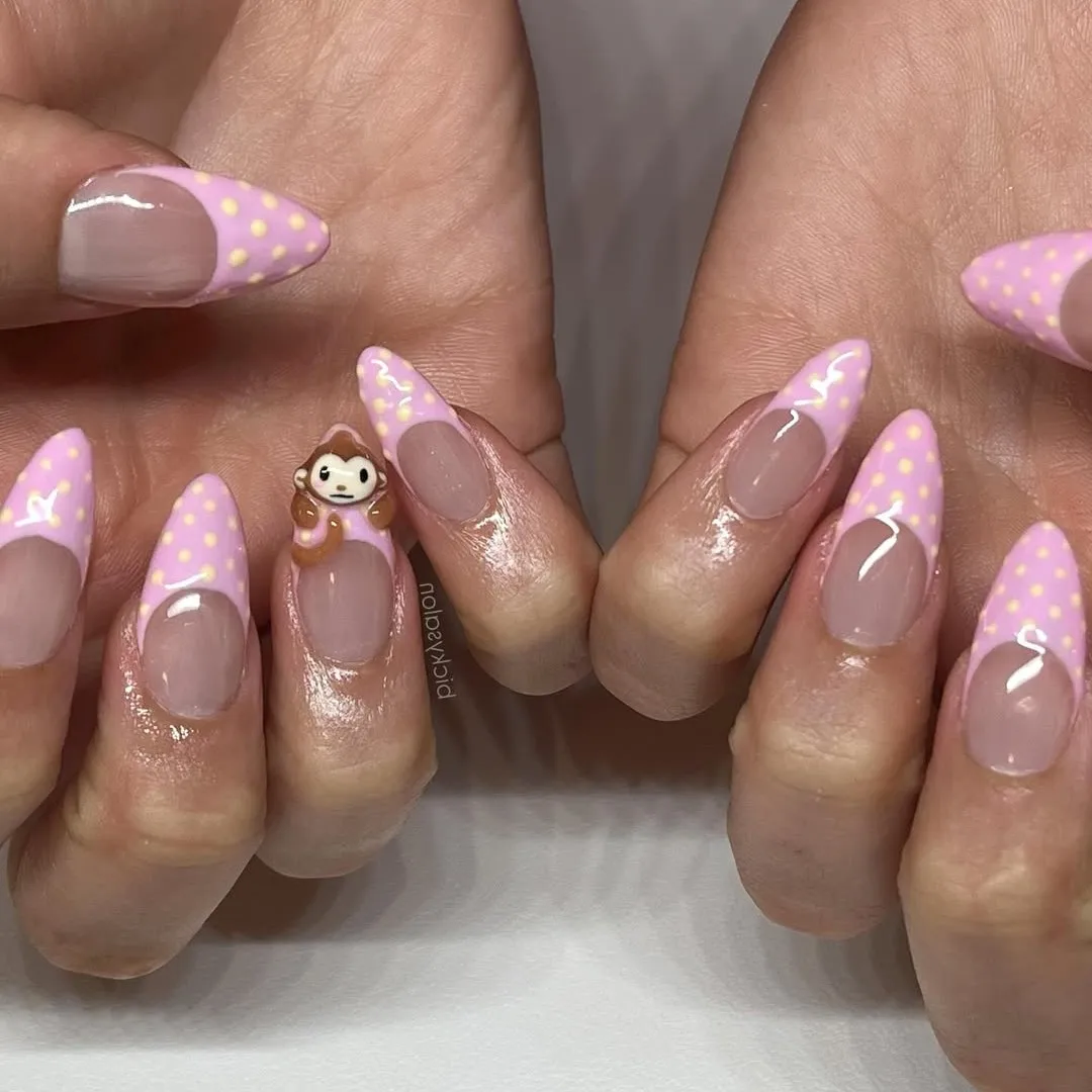 

Pretty Pink Polka Dots 3D Monkey Press on Nails French Tips Nail Presson Миндалевидные акриловые накладные ногти Cute Monkey