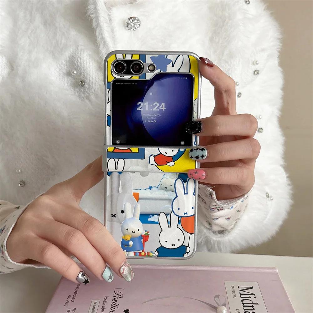 

Kawaii Miffy Rabbit Magnetic Phone Case for Samsung Galaxy Z Flip7 7FE 6 5 4 Flip6 Flip5 Cover Fashion Leather Protection Cases