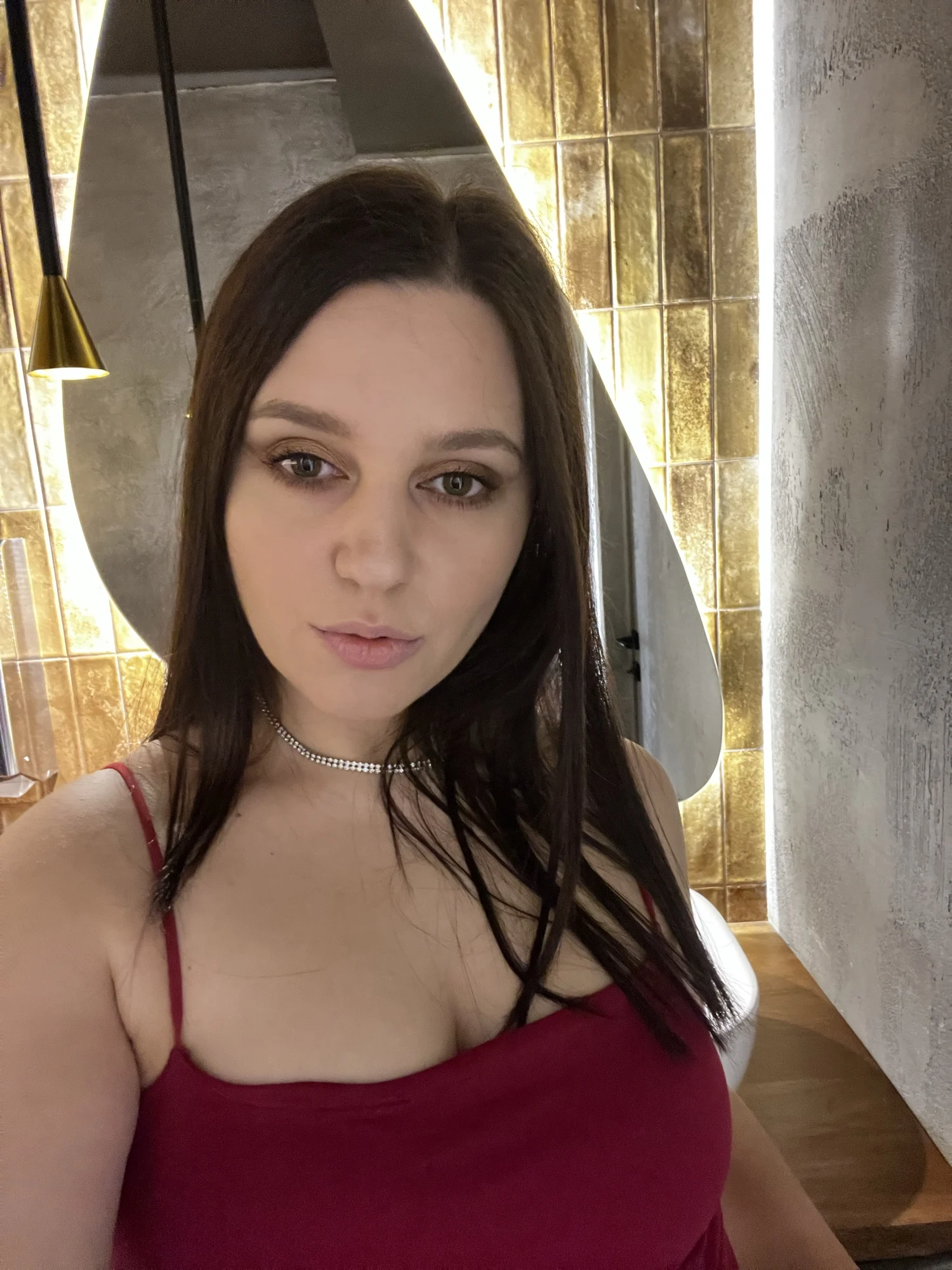 Women Cropped Top Vest Sleeveless Tees Tank Tops Camisole Solid Color Casual Spaghetti Strap Slim Fit Built In Bra photo review