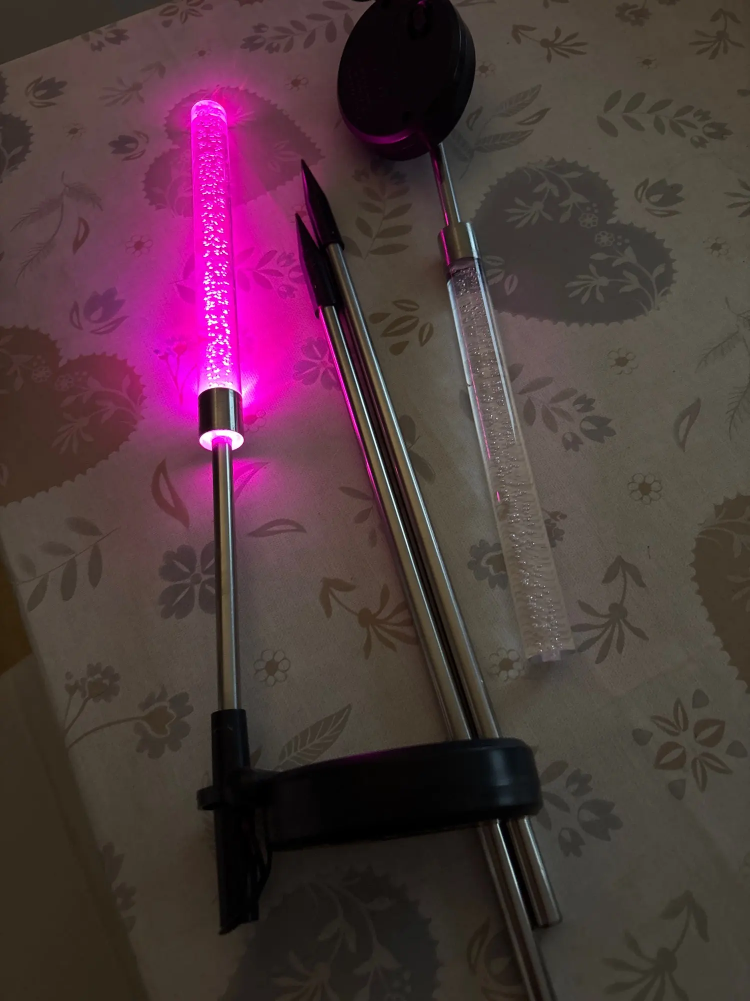 1/2pcs Solar Bubble Bar Garden Light Outdoor Color Changing Solar Landscape Path Light For Terrace Lawn And Courtyard Decor photo review