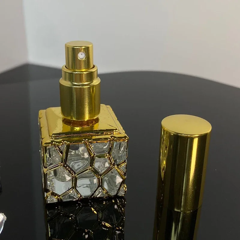 Bouteille de parfum en verre de 10ml, flacons pulvérisateurs d'échantillon d'or, conteneurs vides, atomiseur Portable de voyage, pulvérisateur d'alcool Ultra brume élégant