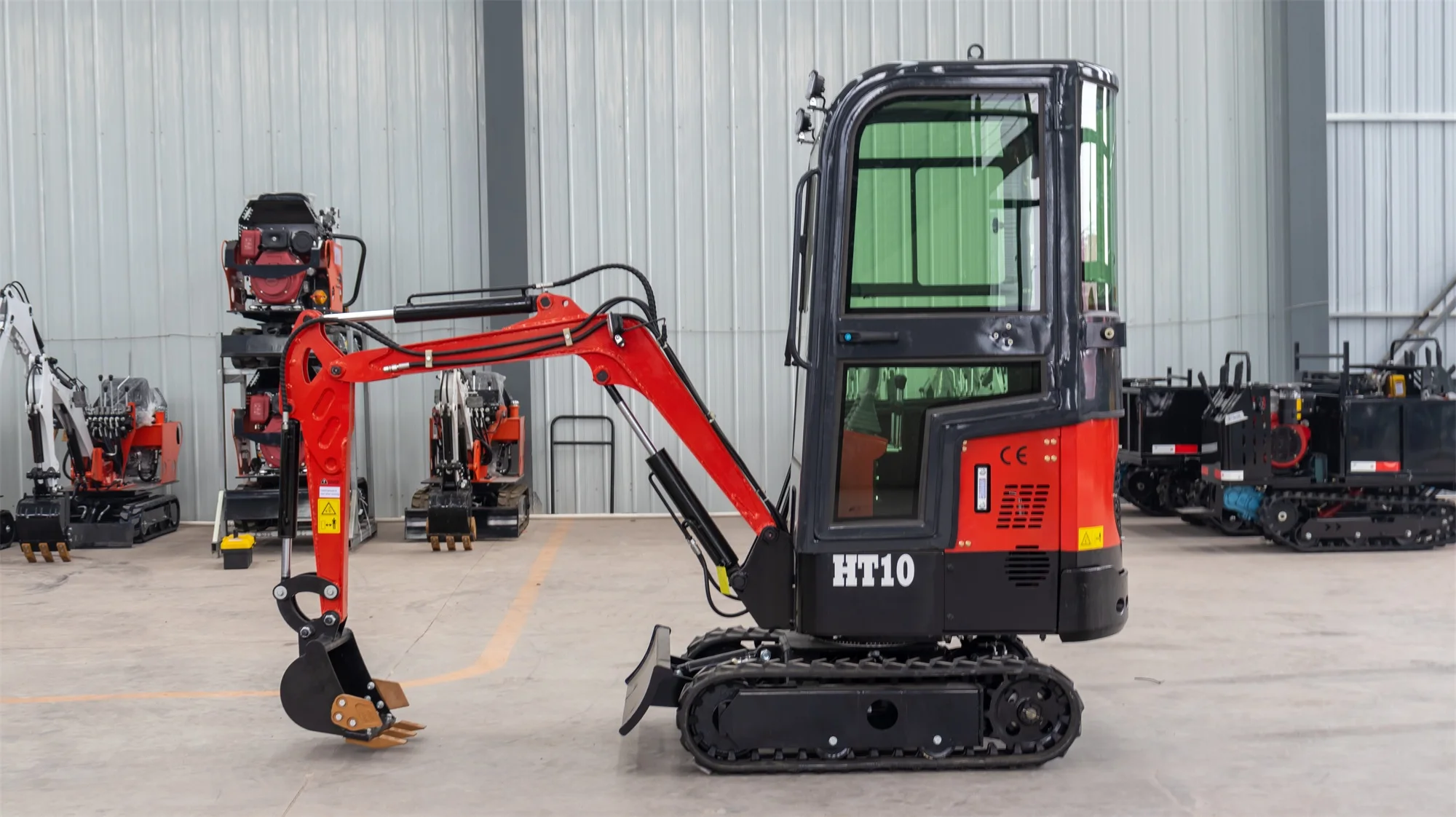 HT10 Fast delivery low price electric micro bagger mini excavator with cab and hammer