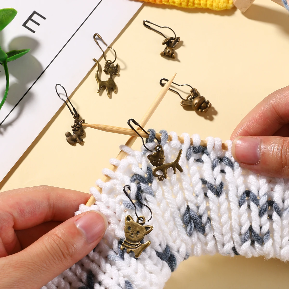 Metal stitch markers for yarn weaving, handmade DIY knitting, retro cartoon marker number clips view 6