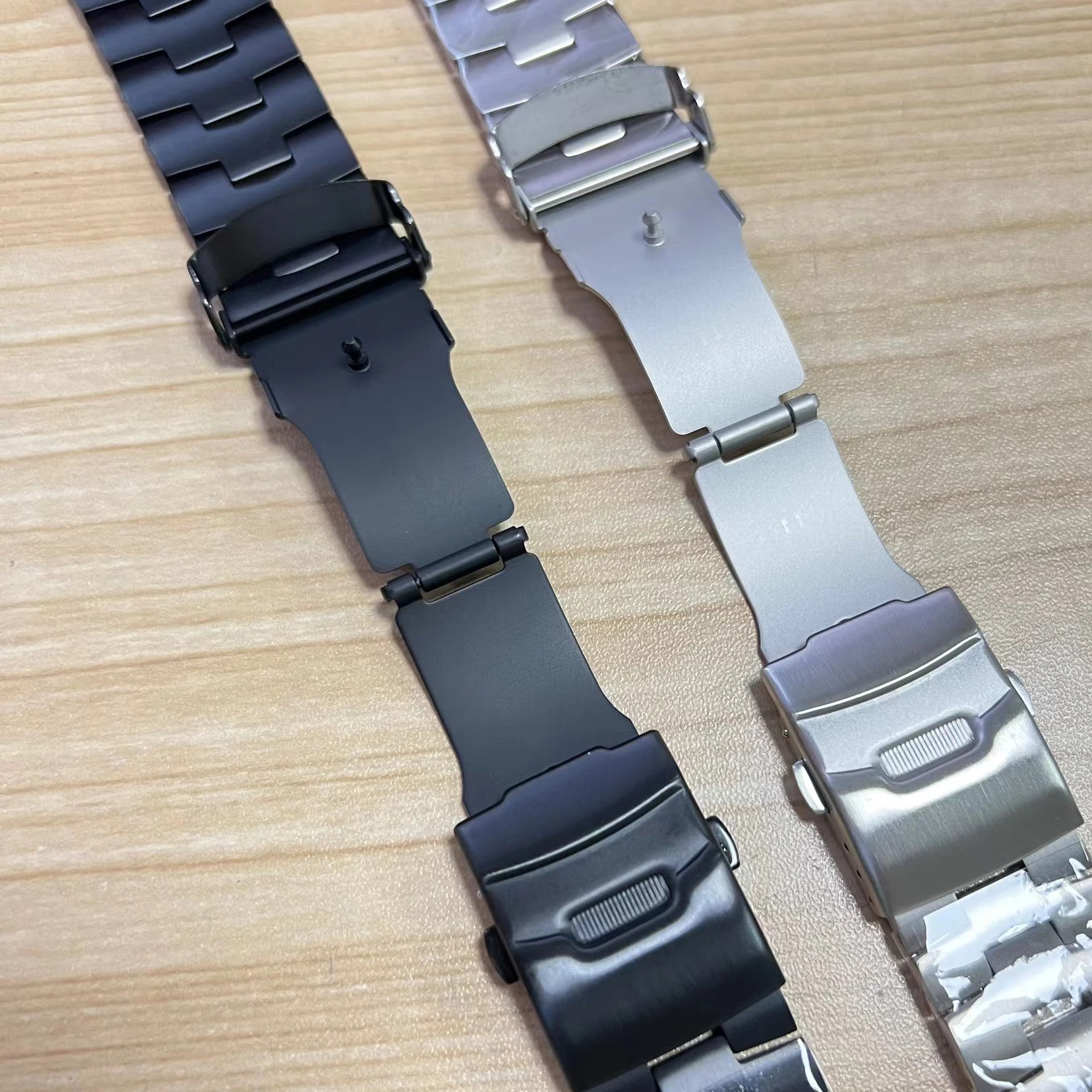 Solid Titanium 22mm Watch Band Strap Men Women Lightweight Bracelet Silver Black Watchband Clasp Accessories