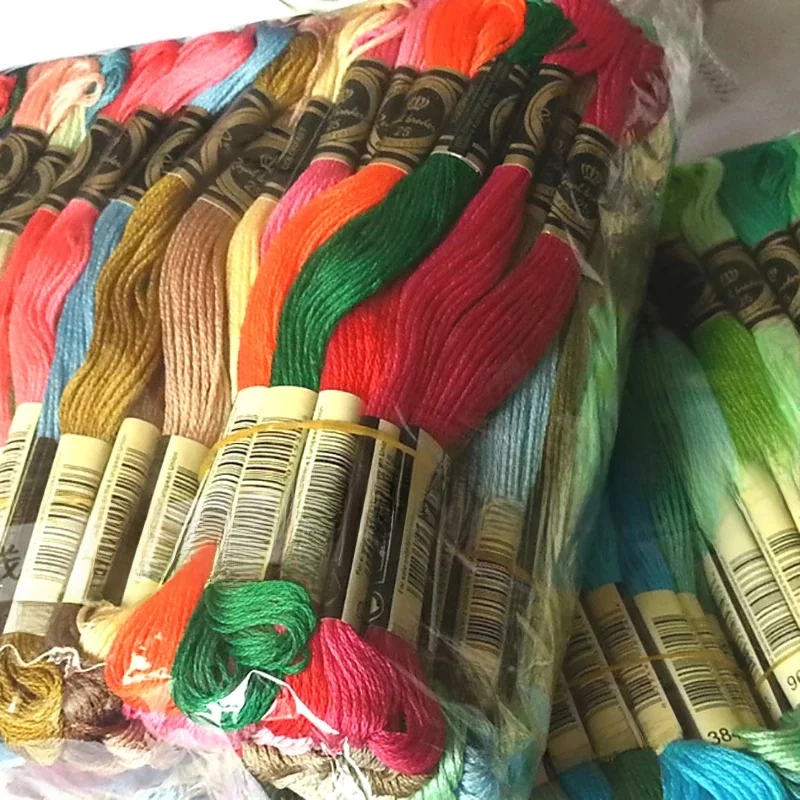 DIY Kreuzstich 447 Stück/Set 100% Baumwolle Kreuzstich-Garnfäden 8 m/Stück 447 Farben Royalbroderie