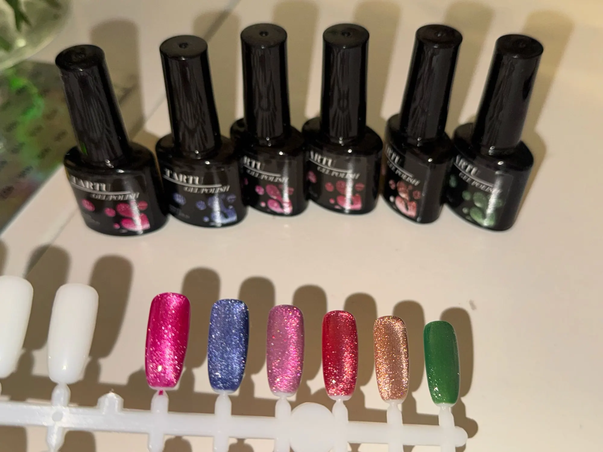 TARTU 6pcs 8ml Cat Eye Gel Nail Polish Set, 6 Colors Gel Polish Kit, Soak Off for Uv/Led, for Salon and Nail Art DIY At Home photo review