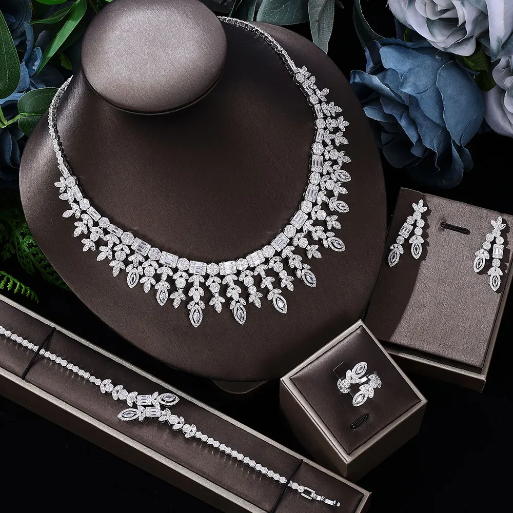 

Luxury Cubic Zirconia 4 PCS Dubai Bridal Party Jewelry Set Women Dorp Tassel Necklace Wedding Accessories