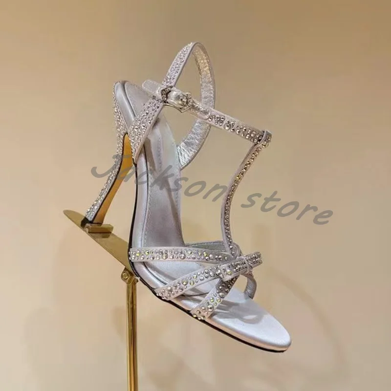 Sandalias elegantes de seda con diamantes de imitación para mujer, zapatos de tacón alto de aguja con punta redonda y hebilla, para boda y fiesta, novedad de 2024