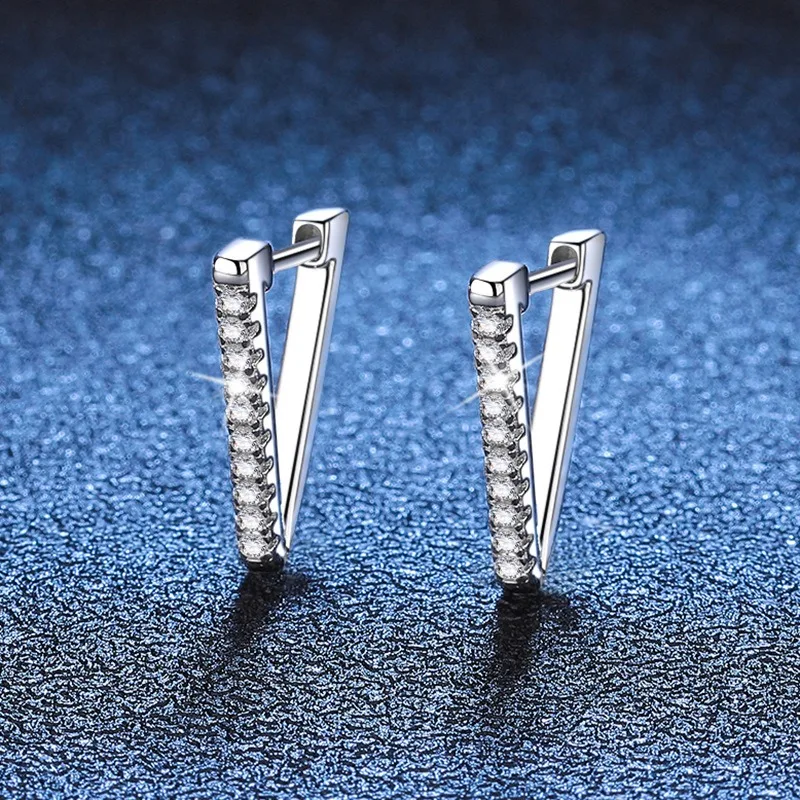 

S925 Sterling Silver V-Shape Full Pave Moissanite Stud Earrings Luxury Minimalist Jewelry for Women