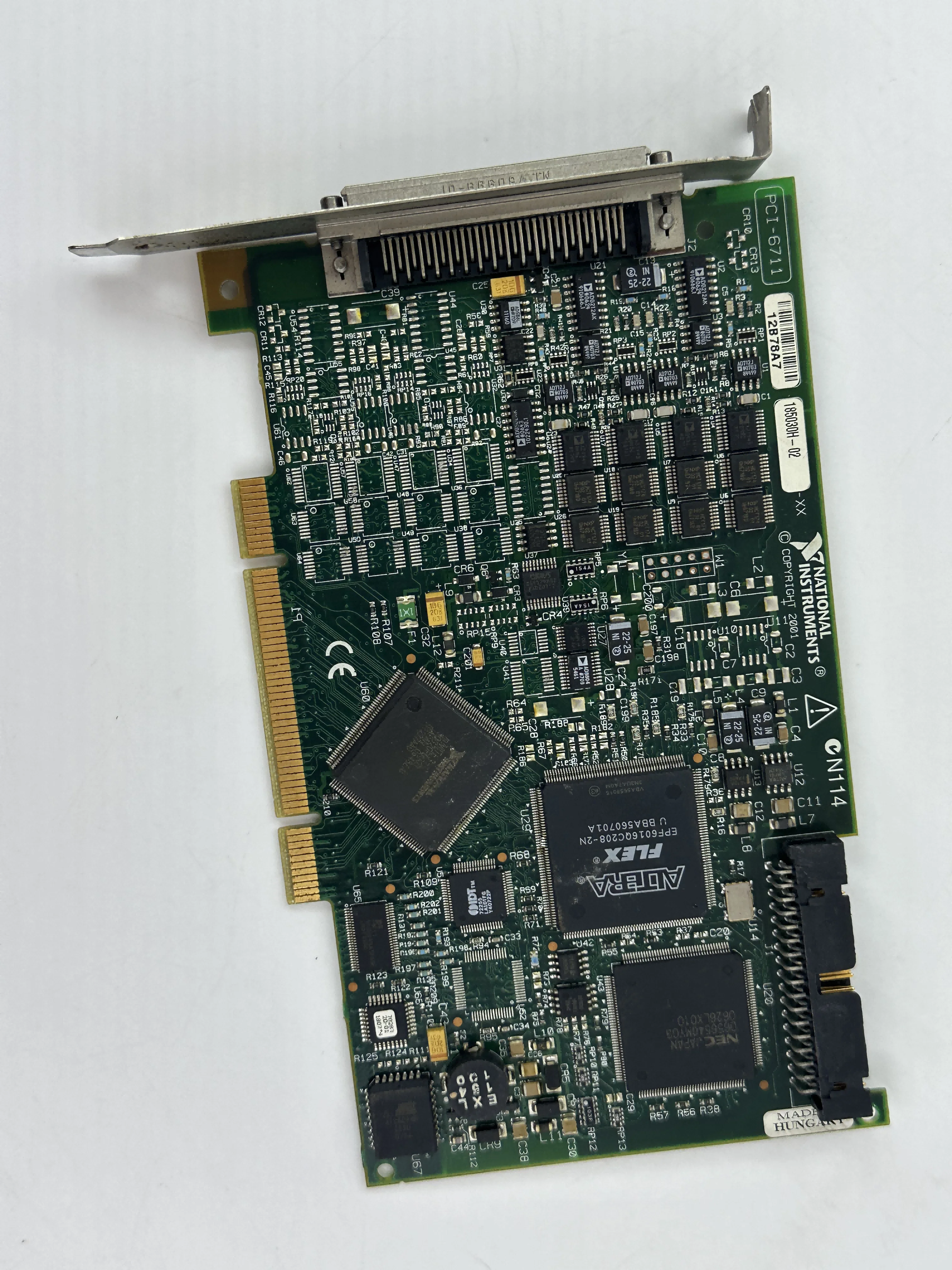 Многоканальная аналоговая выходная плата National Instruments NI PCI-6711 777740-01