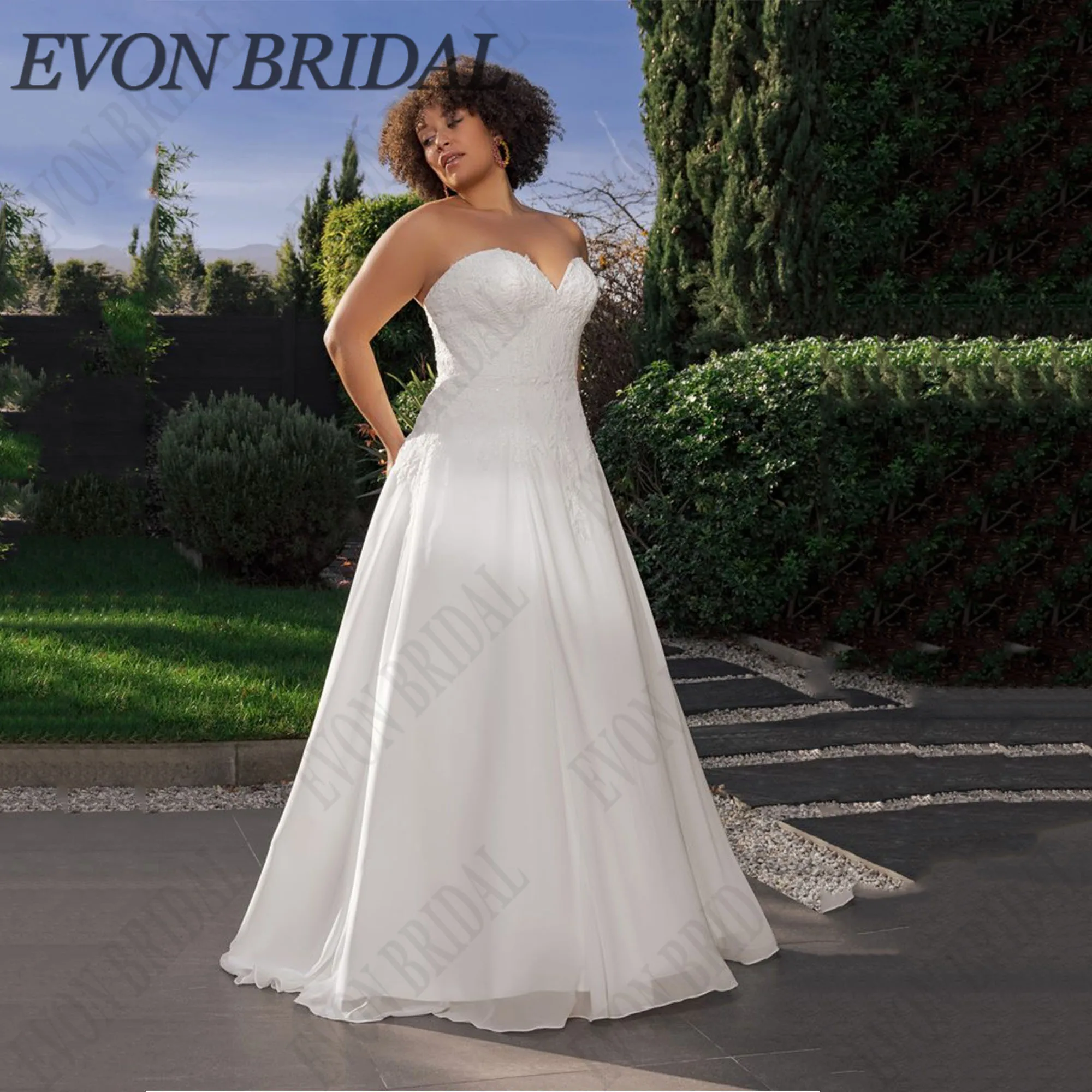 

EVON BRIDAL Strapless Elegant Wedding Dress For Women Plus Size Chiffon A-Line Applique robe de mariée Button Back Customized