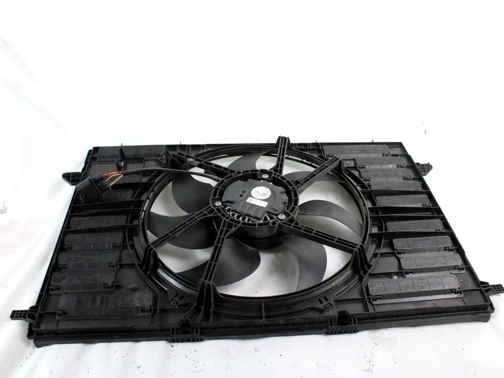 لأودي A7 سبورتباك (2019-2025) 2.0T مروحة تبريد المبرد OE 8W0121003A 8W0 121 207 #4