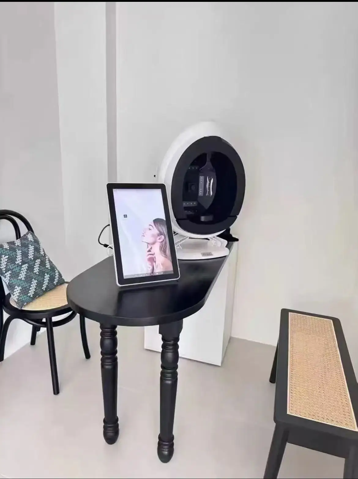 

AISIA Q1 3D AI Анализатор кожи лица Обнаружение проблем кожи Диагностика 8-спектр Профессиональный анализ Оборудование для салонов красоты CE