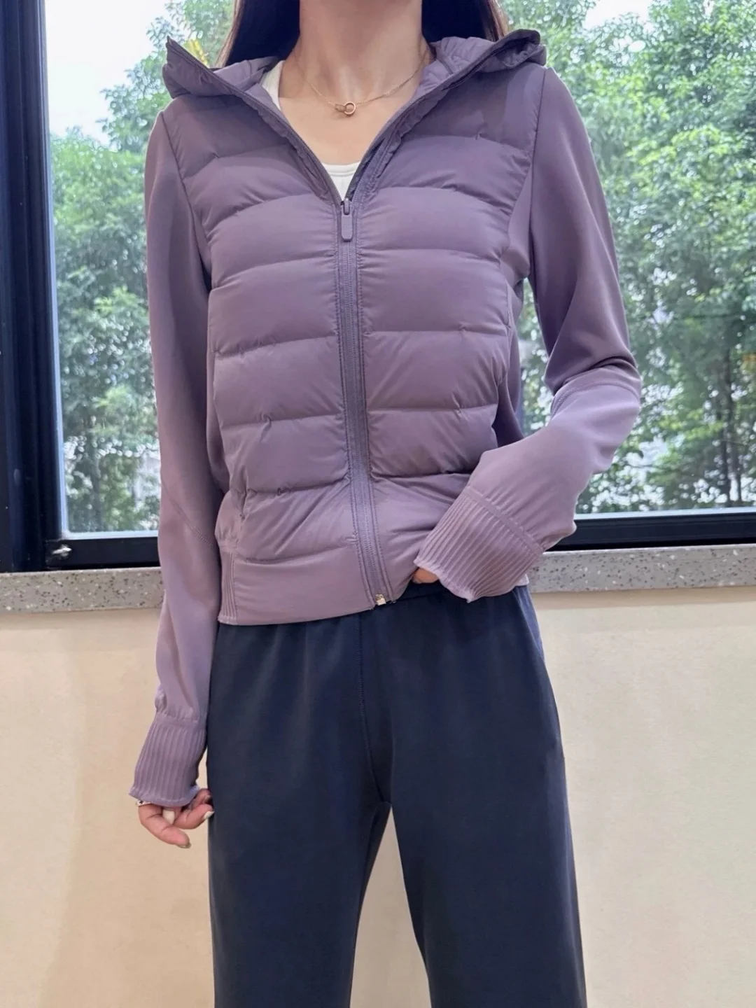 سترة خفيفة للغاية من ريش الإوز للنساء، شريط مختوم مقاوم للرياح، مقاس نحيف، معطف خفيف الوزن 90 من ريش الإوز الأبيض عالي الجودة #5