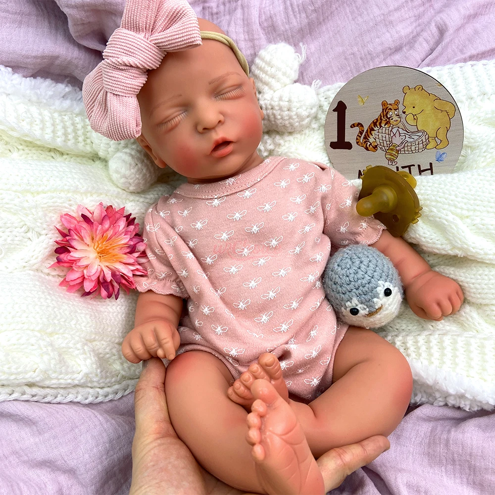 

Мягкая силиконовая кукла-реборн в полный рост, 18 дюймов, с реалистичными деталями кожи, ручной работы, вес 1:1, эластичная, моющаяся, реквизит для фотосъемки