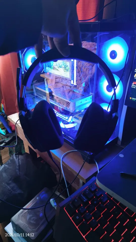 NUBWO G06 2.4G Dual Wireless Gaming Headset 5ms Low Latency 7.1 Surround ENC Mic For PC PS4 PS5 Gaming Bluetooth Headphones photo review