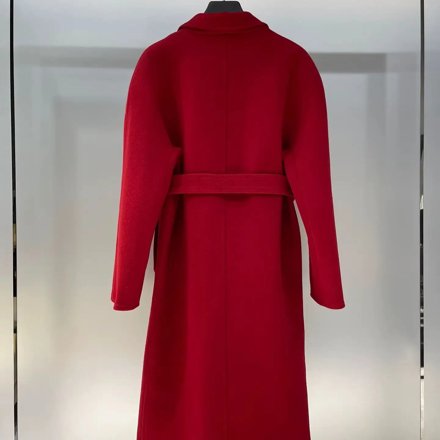 

Новое классическое двубортное длинное шерстяное пальто с жаккардовой вышивкой осень/зима 2025 г.