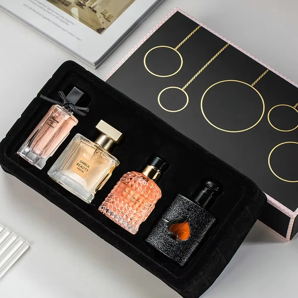 Set de Regalo de 4 Piezas de Perfume de Lujo para Mujer | Colección de Eau de Parfum de Larga Duración con Aromas Florales, Amaderados y Orientales, Premium Gi