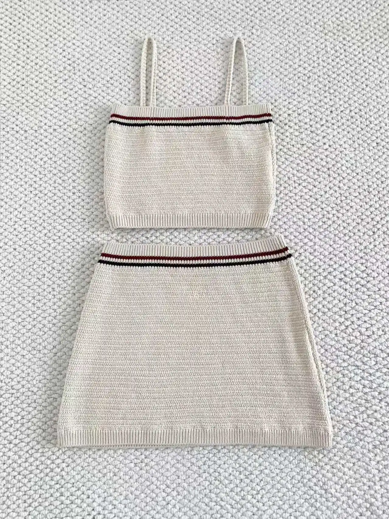 

High Quality 2025 Spring And Summer Women's Set Patchwork Knitted Embroidery Letters Top Slim Fashion Skirt JQ005