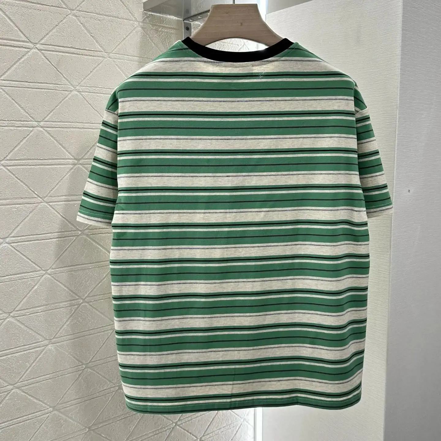 

2025 Autumn Latest Striped Round Neck Short Sleeve Cotton Poplin Material Regular Short Sleeve Top Black Beige Green Stripes
