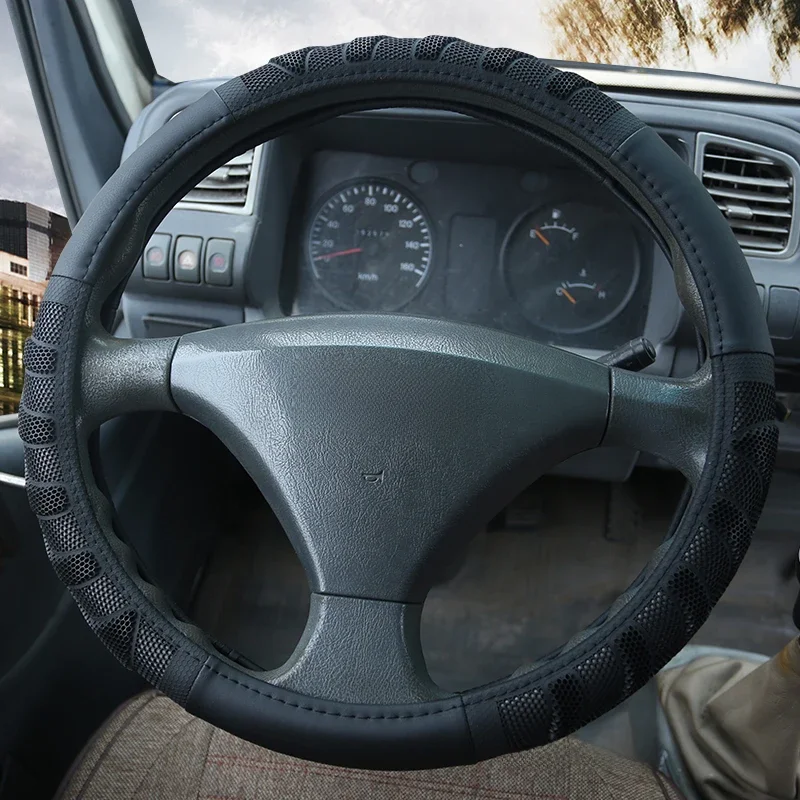 Czarna PU skórzana obudowa na przyciski na kierownicy do samochodu ciężarowego 36 38 40 42 45 47 50cm średnica Auto pokrowiec na kierownicę — zdjęcie 2