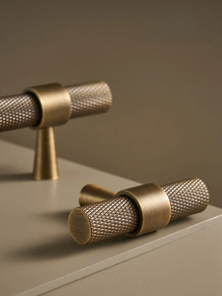 Nurlin massief messing gekarteld Art Deco Retro antieke industriële stijl kast kledingkast lade handvat T-bar pull - afbeelding 2