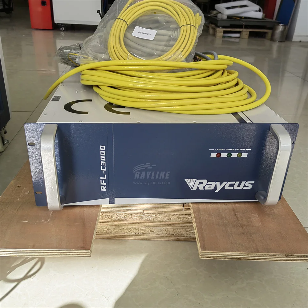 

Оригинальный волоконный лазерный источник RFL-C3000 Raycus 3000W 2000W 1500W, непрерывный CW, одноканальный, для лазерной резки