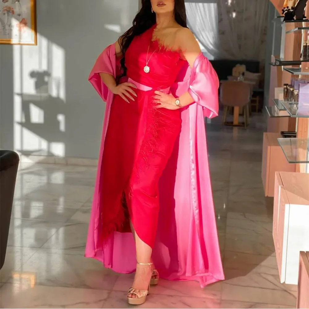 

Red Arabic Evening Dresses With Shawl 2024 Sexy Feathers Prom Dress One Shoulder Pleats Special Occasion Dress Formal Party Gown