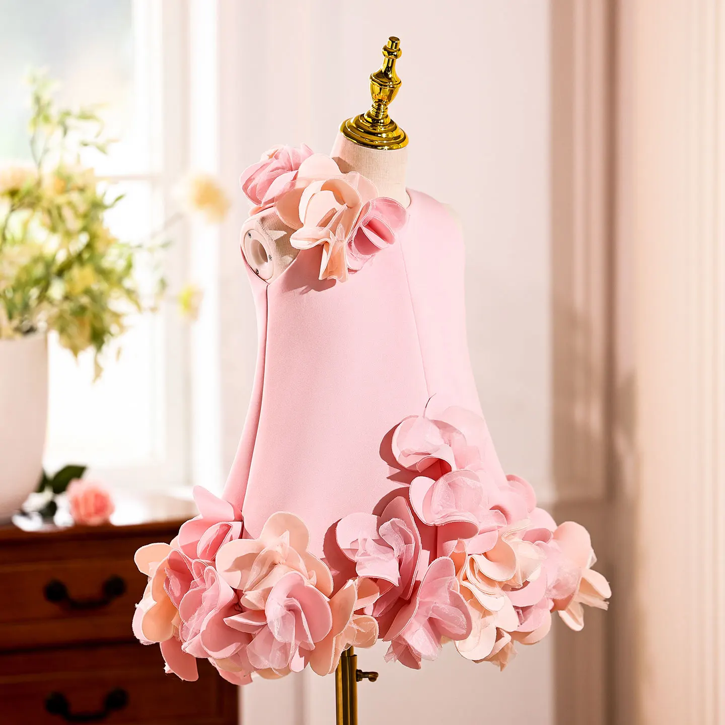 Dreamy Vow J073 Elegante abito bianco Dubai per ragazza Rosa Eid al-Fitr Vestiti per bambini per matrimoni Compleanno Festa di festa 2025