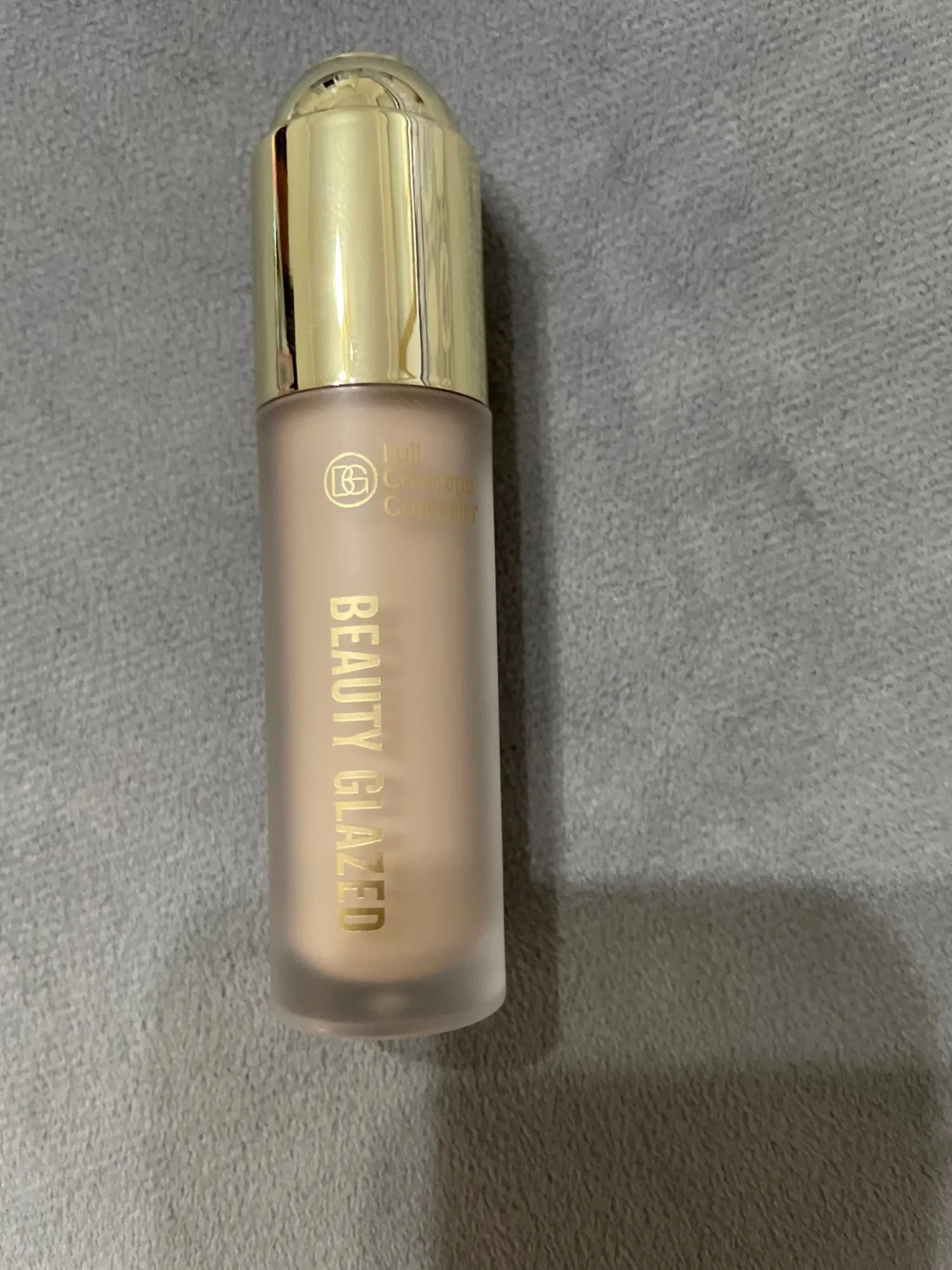 BEAUTY GLAZED Full Coverage Liquid Concealer,Covers Under Eye Dark Circles & Blemishes,Long-Lasting Waterproof photo review