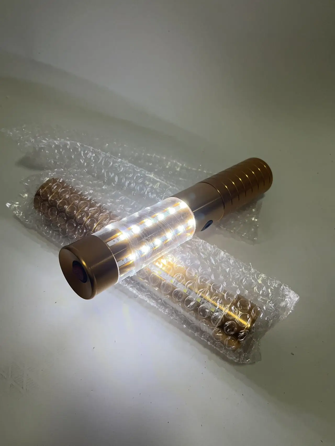 Butelka do szampana LED błyszczący