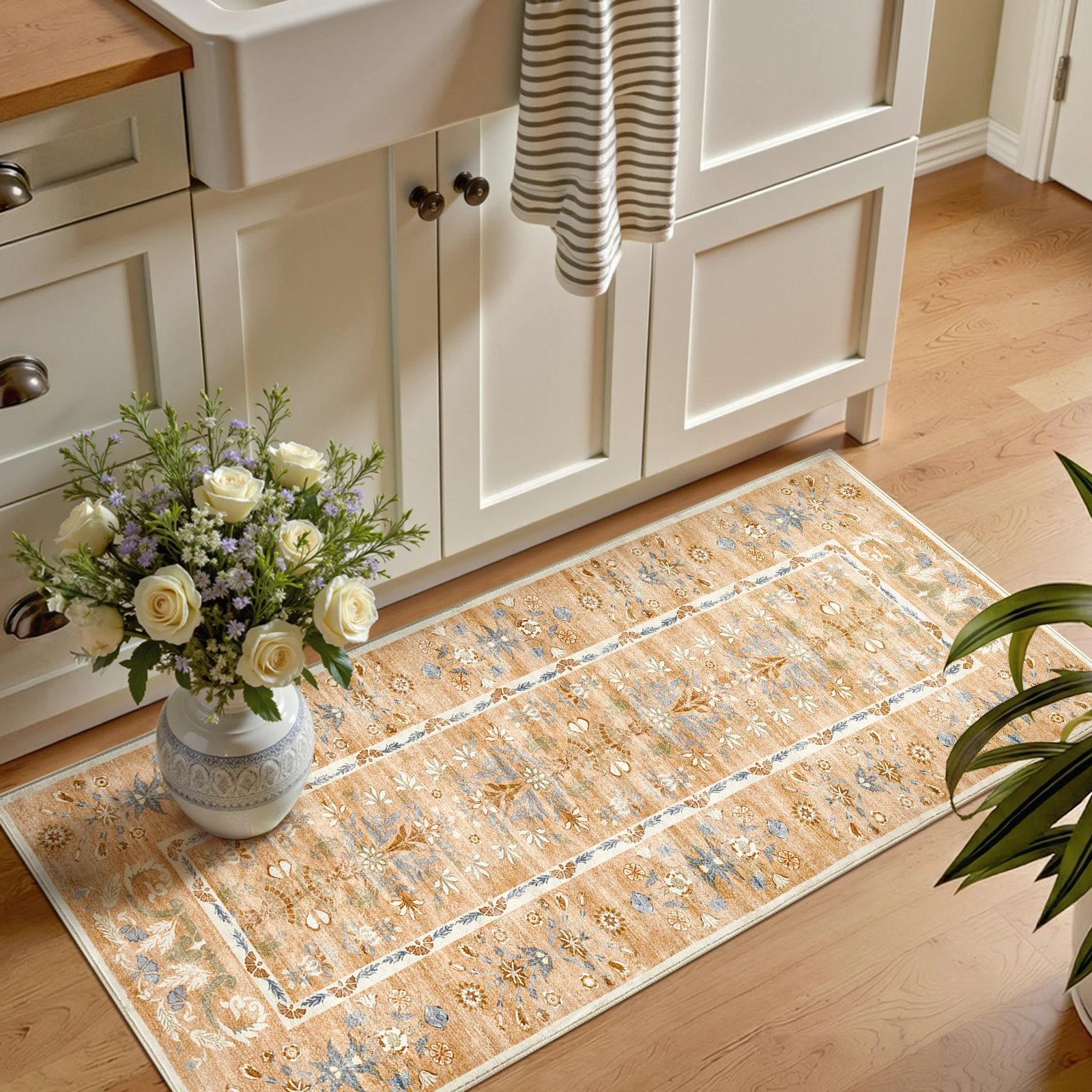 Vintage Kitchen Rug Runner Washable Non-Slip Boho Area Rug for Dining Table Kitchen Sink Hallway Floral Farmhouse Floor Mat