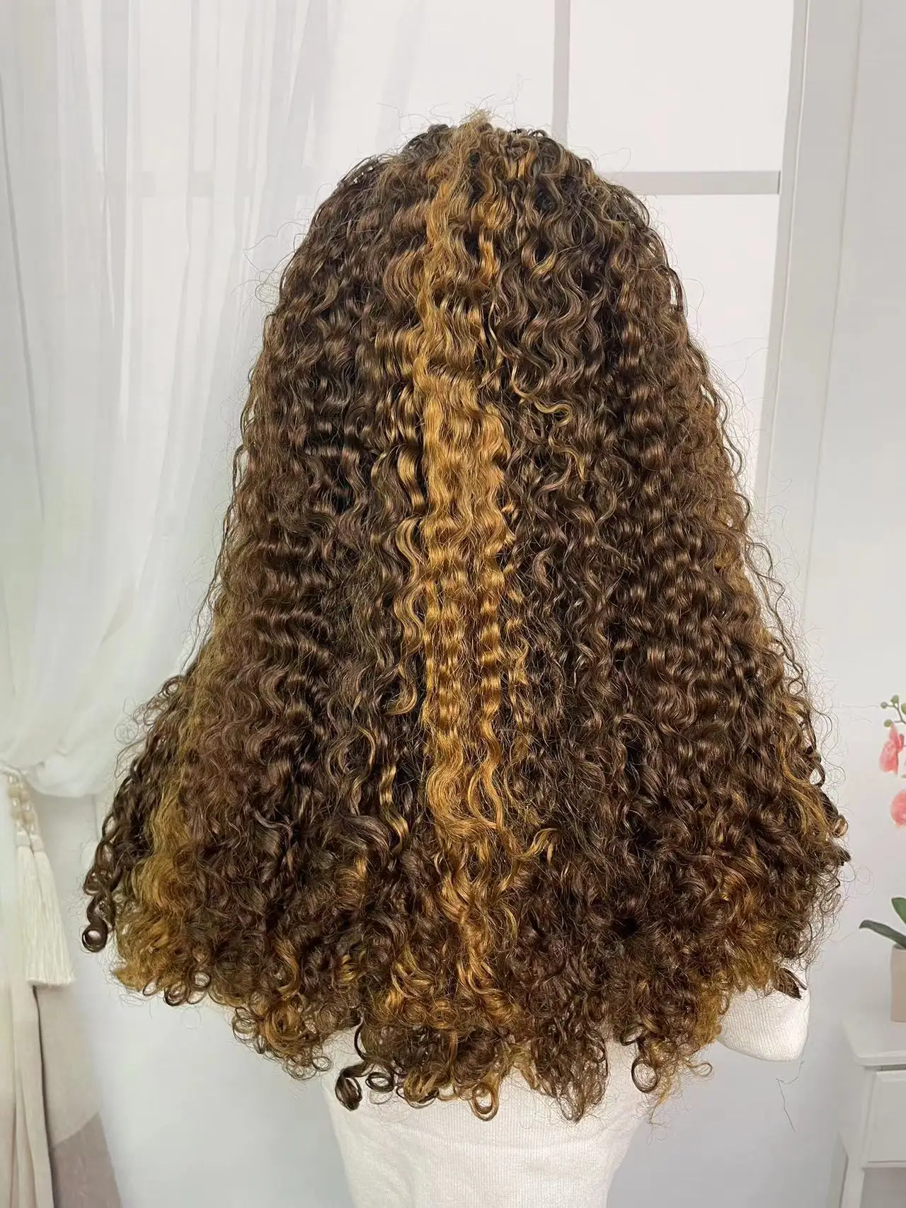 300% Density Honey Blonde Piano Color 13x4 Lace Frontal Curly Human Hair Wigs Ombre Brown Bouncy Deep Wave Wigs for Black Women