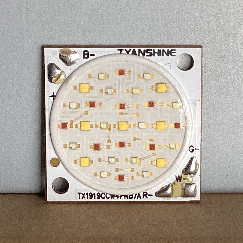 

1917 4in1 RGBW 40W COB LED Chip W:3000K Full-color Integrated LED Lamp Bead