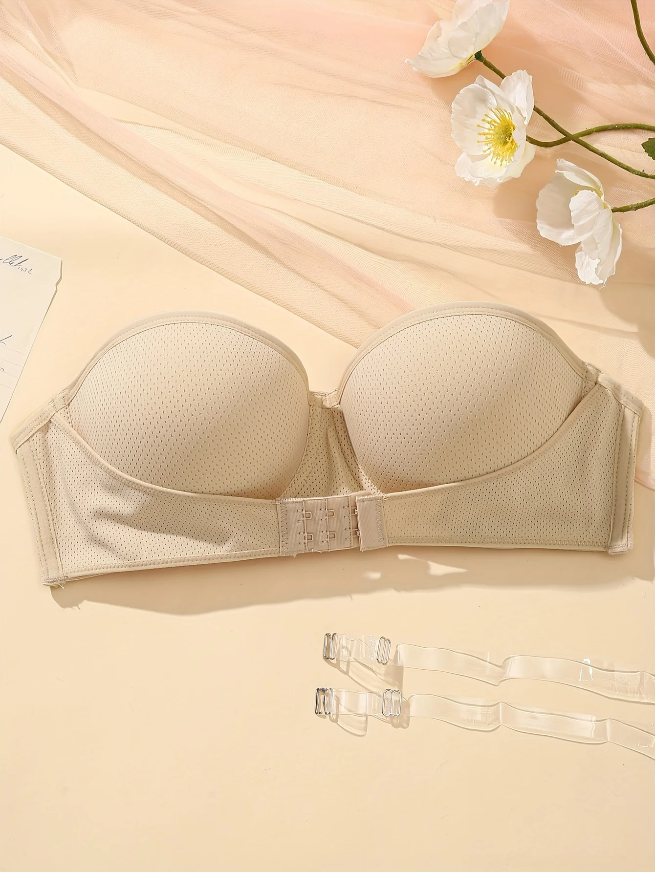 

Женское сексуальное нижнее белье без бретелек на пуговицах спереди с половиной чашки и стальным кольцом, невидимый бюстгальтер с подкладкой для груди