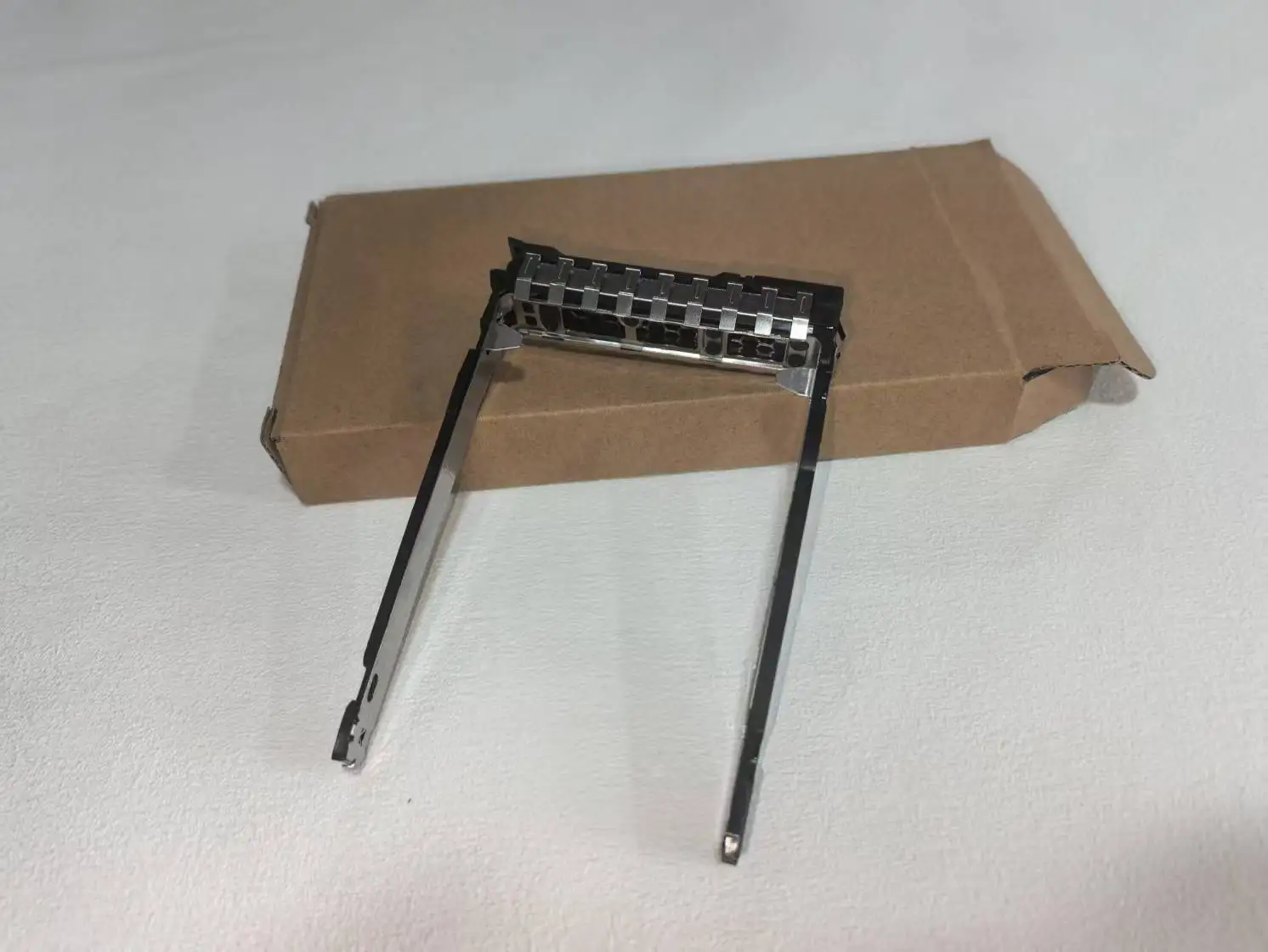 P22892-001 2,5-дюймовый жесткий диск Sas/Sata