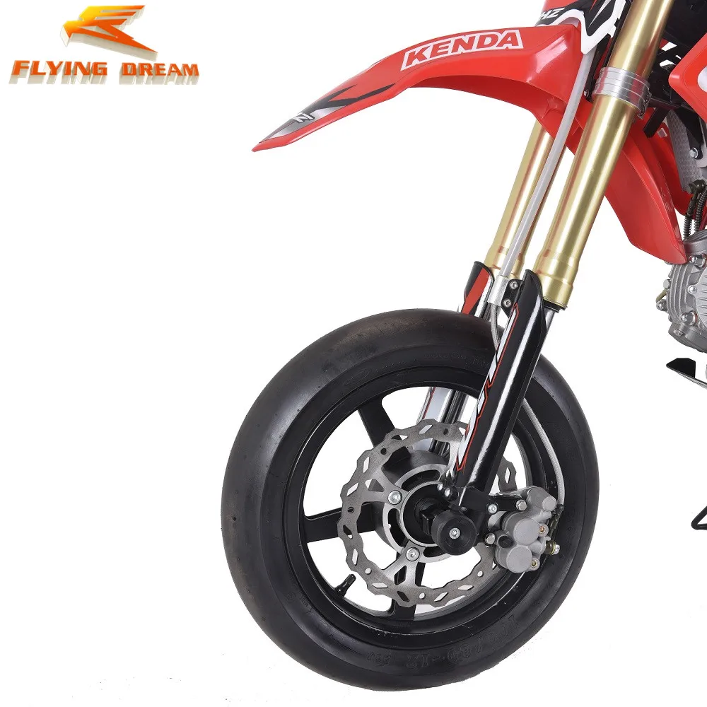Motard GP Wheel Axle Crash Protection Nylon Front and Rear Hub Protector for Street Motorcycles