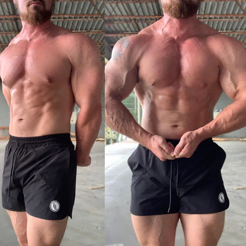 

Новые стильные повседневные спортивные шорты, мужские брюки из трех частей, дышащие и быстросохнущие, подходят для тренировок и фитнеса, подходят для бега.