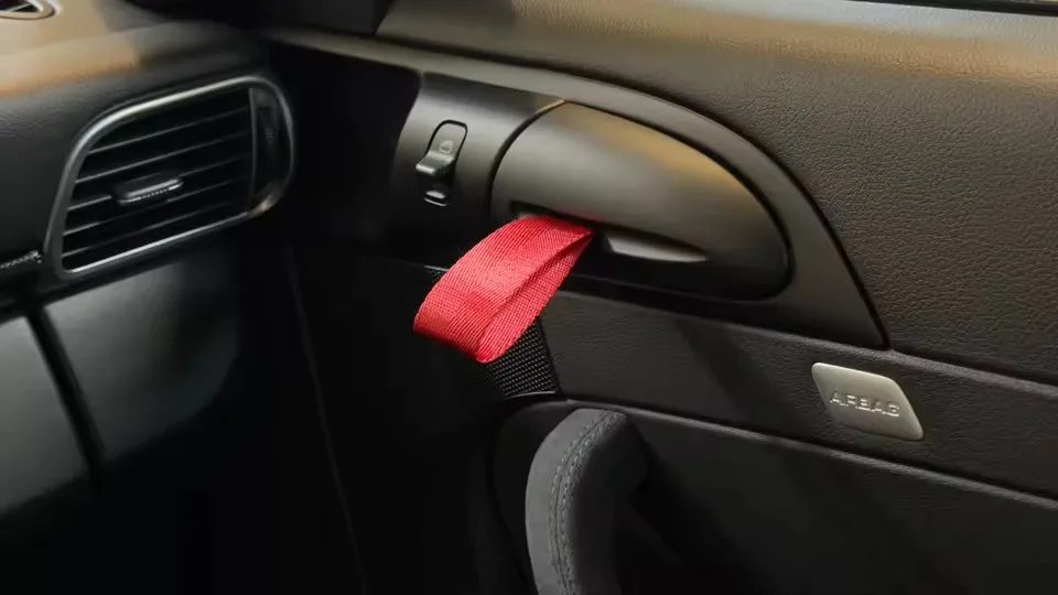 GT3RS Style Interior Handle Replacement - 1 Pair Handles with Red / Yellow / Black Straps For Porsche 997 911 987 Cayman Boxster