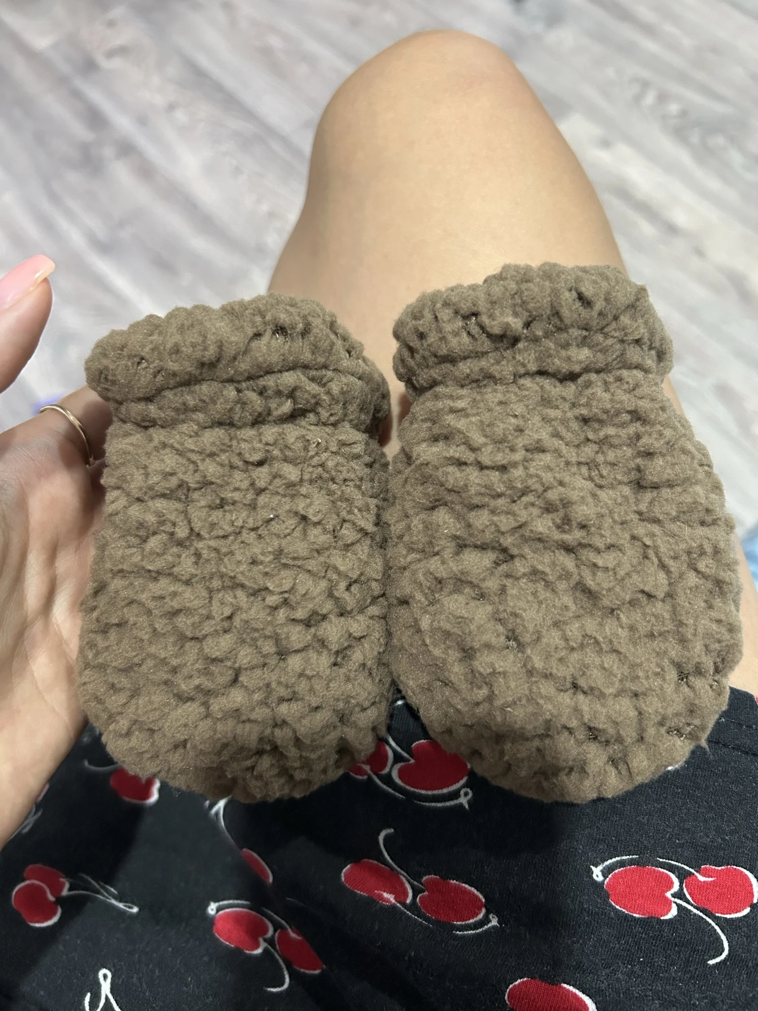 Plush Fleece Toddler Hand Warmer Gloves Winter Soft Kids Gloves Solid Thicken Baby Full Finger Mittens Newborn Gloves photo review