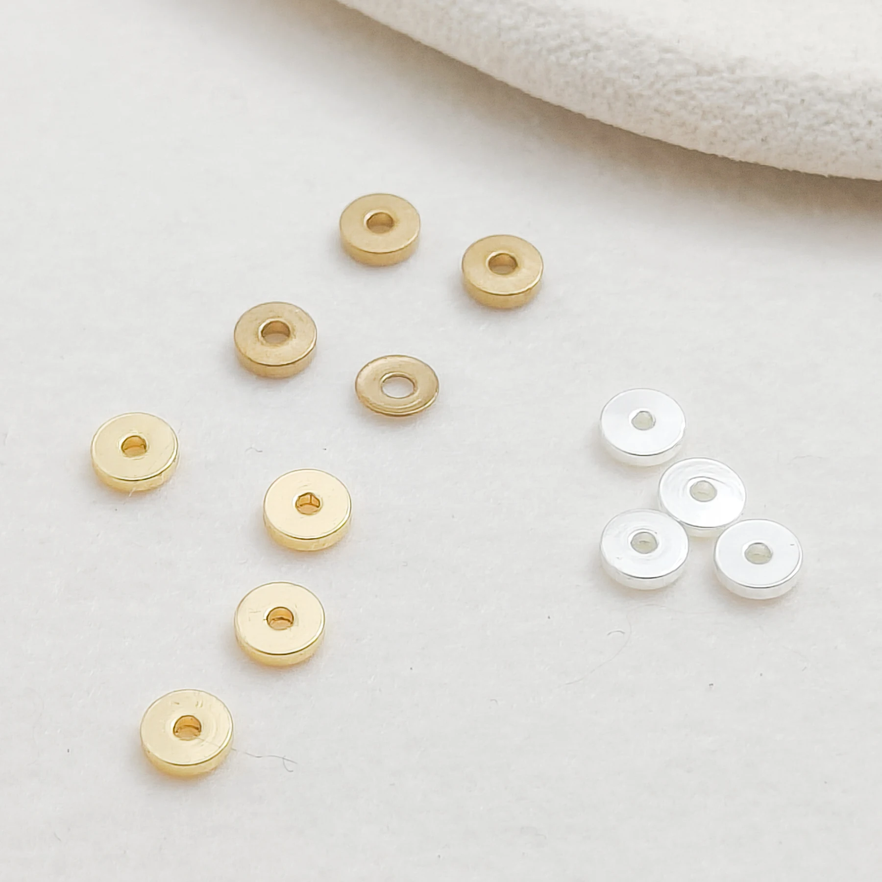 DIY Supply-Solid Brass Finding Center Hole Round Disc - 4mm (1899C)
