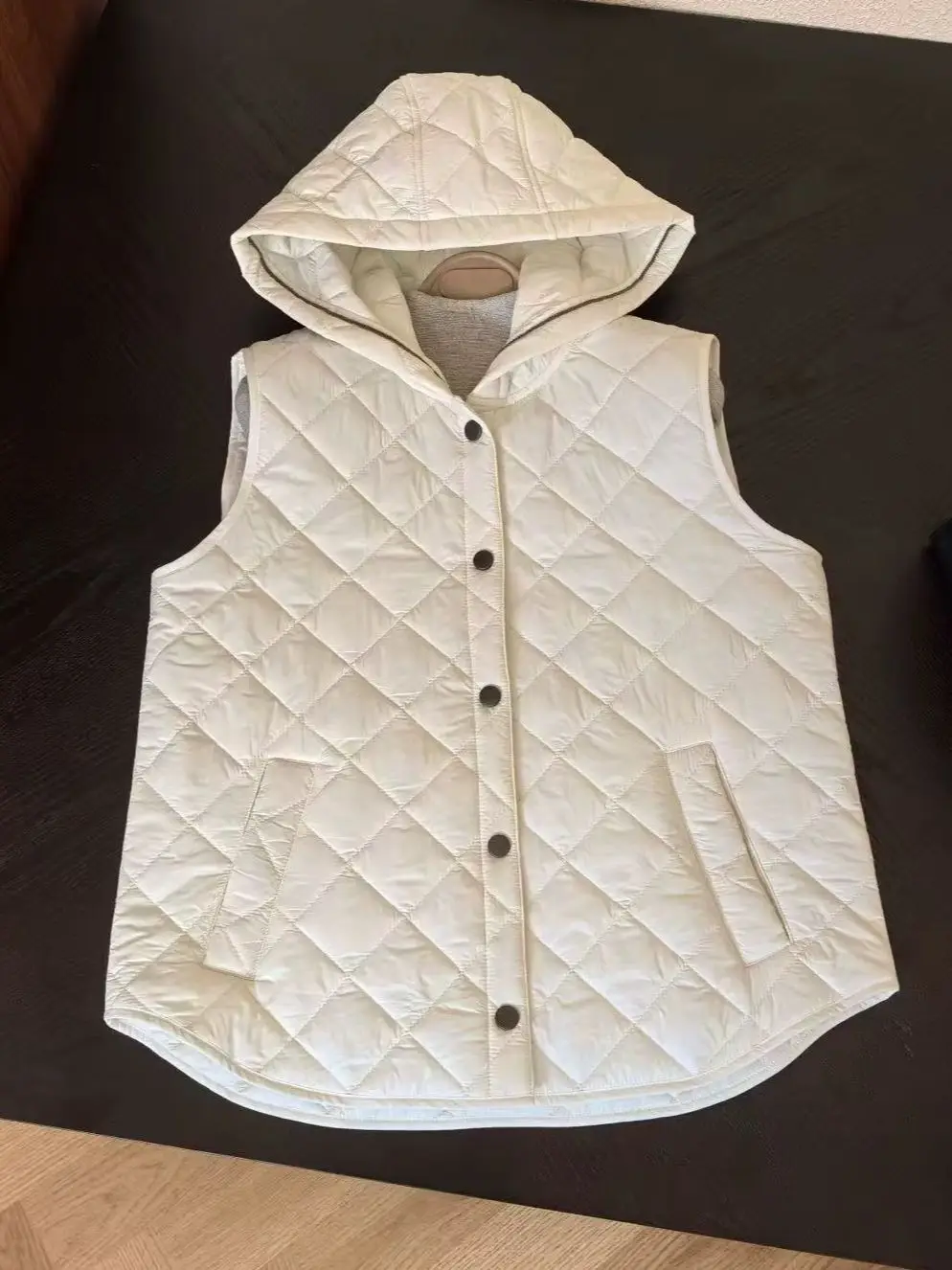 Comfortable Diamond Grid Fleece Hooded Vest